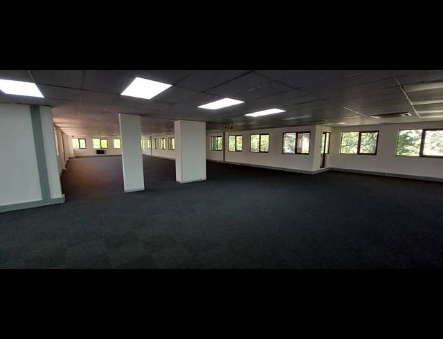 485M² OFFICE TO LET IN EDENBURG